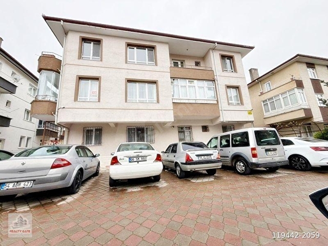 İNCİRLİ R.SAYDAM CD.YAKINI KATTA 3+1 YAPILI KİRALIK DAİRE.. - Görsel 2