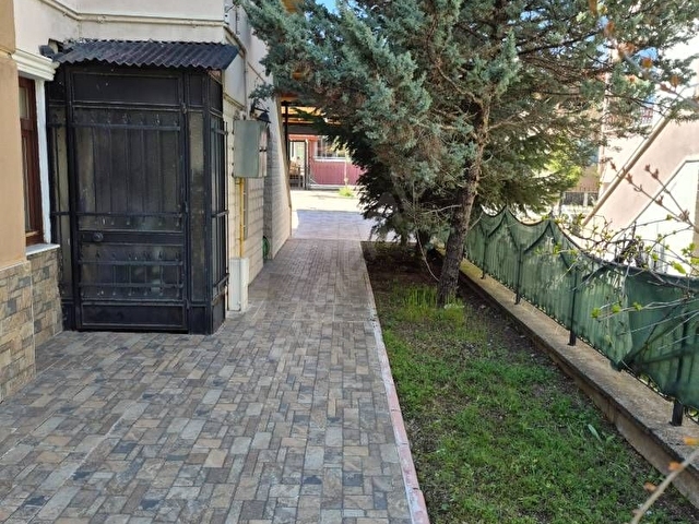 Işıkkent Mahallesinde Sahibinden Satılık 3 Katlı Müstakil Ev - Görsel 25