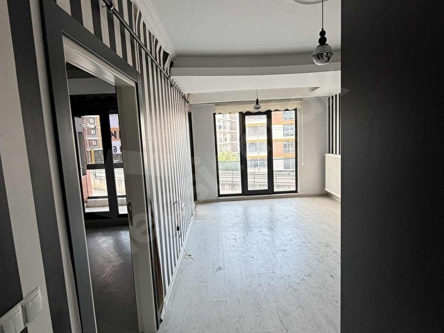 TRAMVAY YOLUNA CEPHE SAHİLE YÜRÜME MESAFESİNDE KİRALIK 2+1 DAİRE - Görsel 6