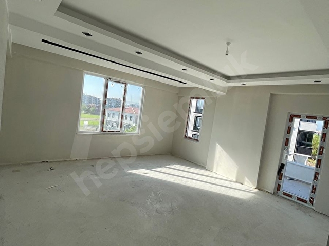 KÖRÜKTE FIRSAT SATILIK 170m2 3,5+1 DAİRE - Görsel 3