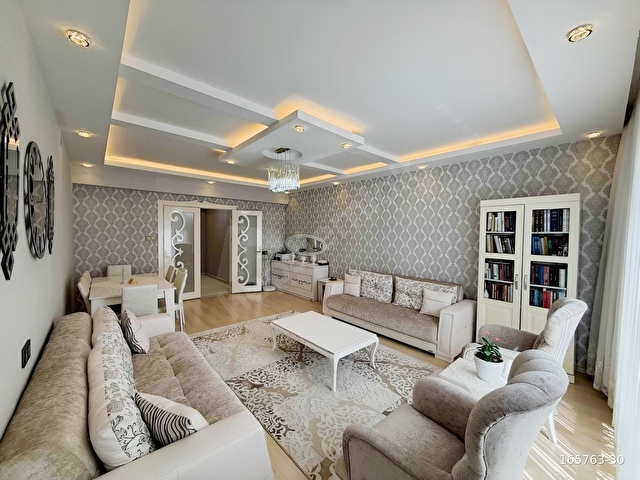 KARATAŞ MERKEZİ LOKASYON DA RÜYA SİTESİN DE SATILIK DAİRE - Görsel 4