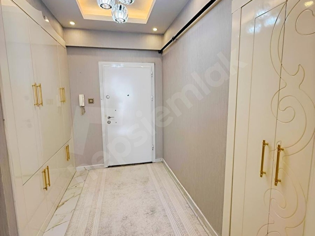 KARATAŞ MERKEZİ LOKASYON DA RÜYA SİTESİN DE SATILIK DAİRE - Görsel 15