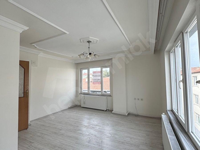 MEHMET EFENDİ CADDESİNDE KİRALIK DAİRE - Görsel 8