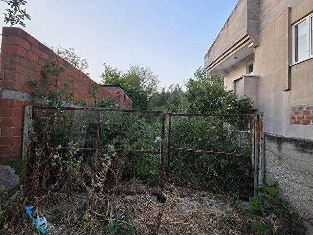 ÇANAKKALE KUMKALEDE SATILIK AVLULU KERPİÇ EVLİ 1500 M2 ARSA - Görsel 10
