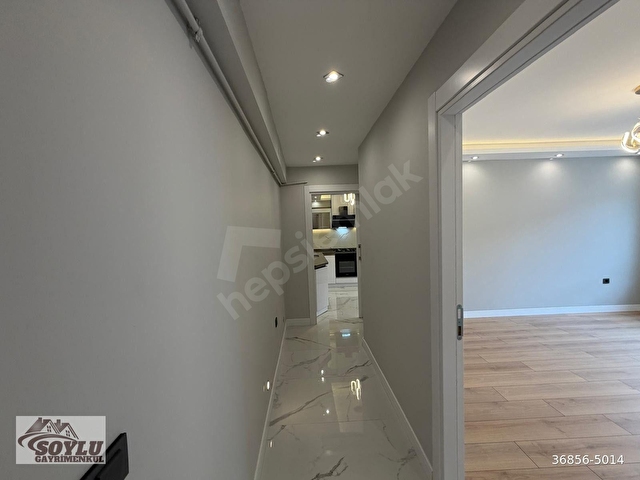 SOYLU GAYRİMENKULDEN SOKULLU CADDE ÜZERİNDE 3+1 1.KAT EBEVEYN BANYOLU FULL YAPILI SATILIK DAİRE - Görsel 10