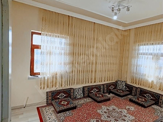 KÖŞE PARSEL ÜZERİNDE SATILIK MÜSTAKİL BAKIMLI EV - Görsel 5
