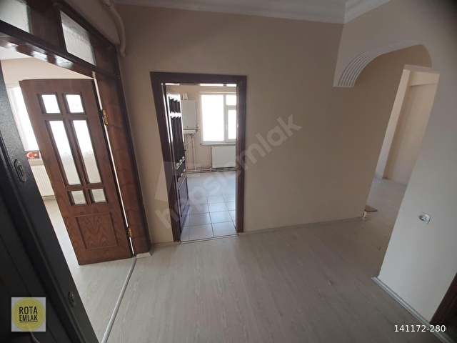 ROTA EMLAKTAN ALAPLI MERKEZDE TEMİZ KİRALIK DAİRE - Görsel 19