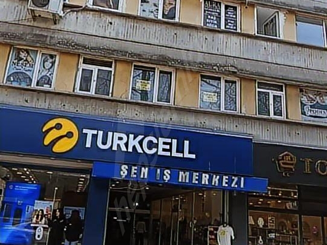 İZMİT ŞEN İŞ MERKEZİNDE SATILIK OFİS & BÜRO