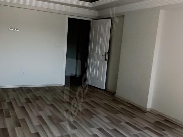 İZMİT ŞEN İŞ MERKEZİNDE SATILIK OFİS & BÜRO - Görsel 2