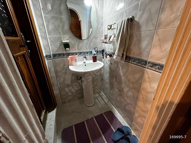 SARIÇAM EMLAKTAN MALTEPE FINDIKLIDA 3+1 SATILIK DAİRE - Görsel 3
