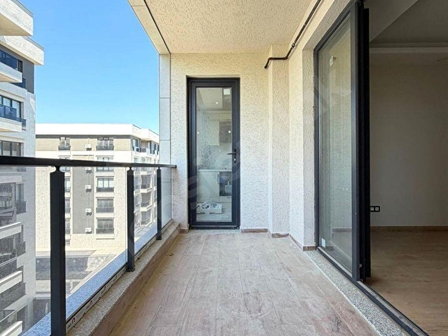 Silivri Yenimahalle de Havuzlu Site İçi 2+1 Satılık Daire - Görsel 7