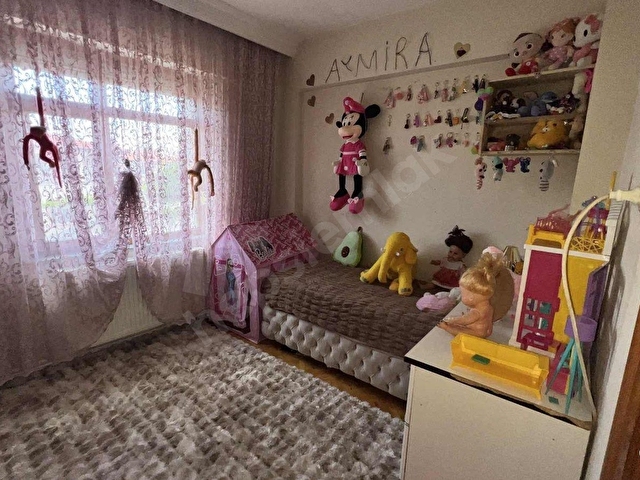 HÜRRİYET ANAYOL ÜSTÜ G.B CEPHE 1.KAT 3+1 180 METRE KOMBİLİ DAİRE - Görsel 5