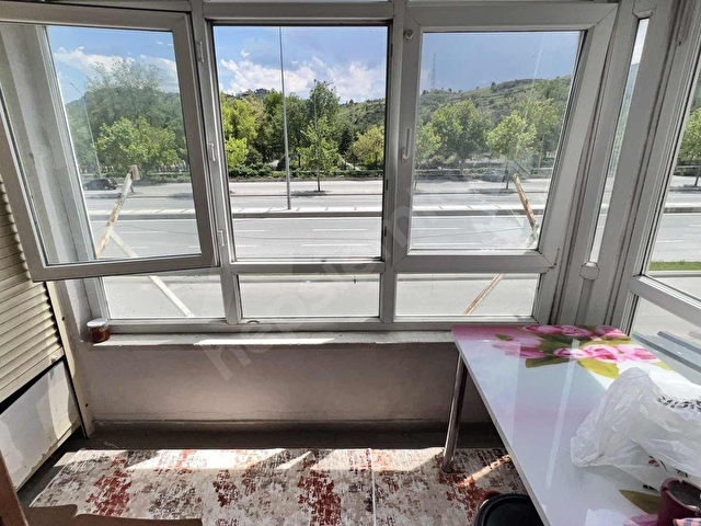 HÜRRİYET ANAYOL ÜSTÜ G.B CEPHE 1.KAT 3+1 180 METRE KOMBİLİ DAİRE - Görsel 24
