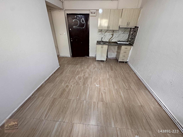 YENİKÖY DE KİRALIK 1+1 EŞYASIZ BODRUM KAT DAİRE - Görsel 5