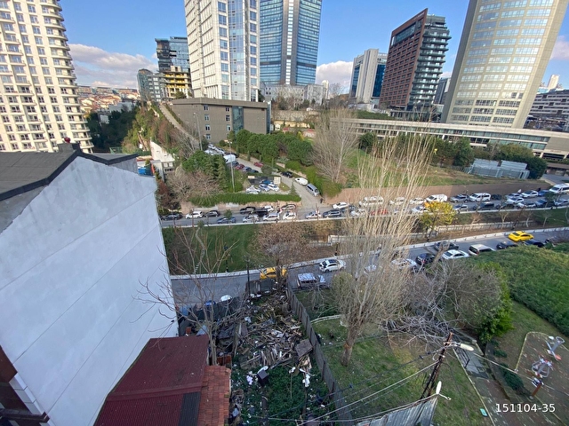 Bomontide 3+1 Teraslı Asansörlü Yeni Bina 140M2