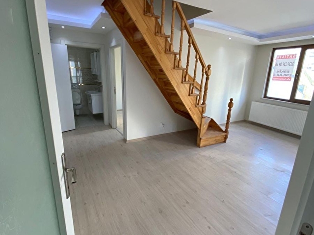 Bomontide 3+1 Teraslı Asansörlü Yeni Bina 140M2
