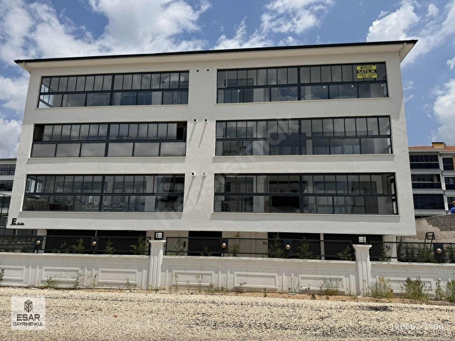 ESAR DAN AŞAĞI SÖĞÜTÖNÜ MAH. 180m2 3+1 SİTE İÇİ SATILIK DAİRE - Görsel 2