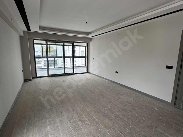 ESAR DAN AŞAĞI SÖĞÜTÖNÜ MAH. 180m2 3+1 SİTE İÇİ SATILIK DAİRE - Görsel 4