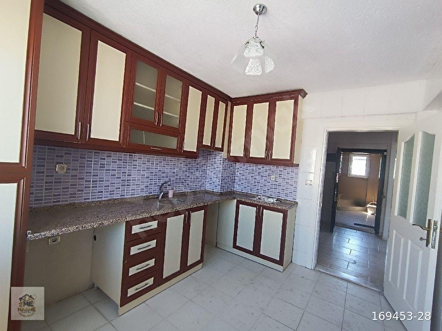 FEVZİCAKMAK 3+1 MÜSTAKİL TADINDA KİRALİK DAİRE - Görsel 8
