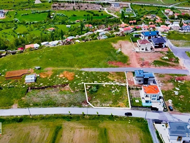 TALAS REŞADİYE DE SATILIK TEK TAPU VİLLA PARSELİ - Görsel 6
