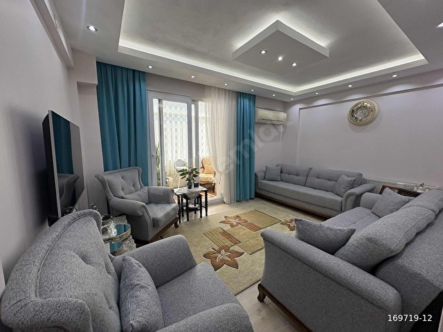 İNÖNÜ MAHALLESİ ARA KAT D.GAZLI ASANSÖRLÜ SATILIK 2+1