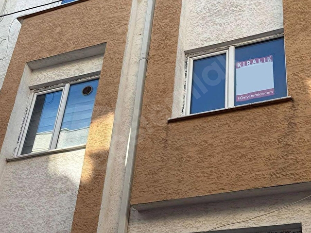 ECZACILIK KAPISINA YAKIN SATILIK 1+1 DAİRE ÇİFTCEPHE AYRI MUTFAK - Görsel 28