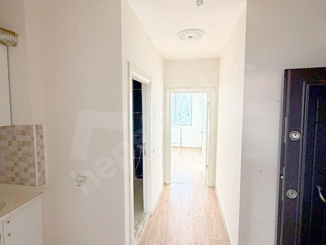 ECZACILIK KAPISINA YAKIN SATILIK 1+1 DAİRE ÇİFTCEPHE AYRI MUTFAK - Görsel 12
