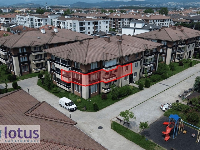 KOÇYAZI MAHALLESİ BURAK SİTESİNDE 3+1 SATILIK FIRSAT DAİRE - Görsel 28