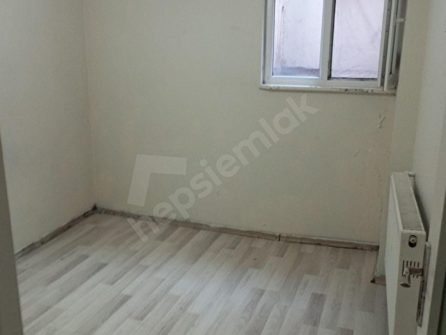 KOÇMER EMLAKTAN YOKUŞSUZ SOKAKTA AYRI MUTFAKLI , GÜLBAĞ CAD SON DURAĞA 3 DAKİKA YÜRÜME MESAFESİNDE - Görsel 14