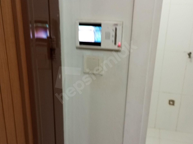 KOÇMER EMLAKTAN YOKUŞSUZ SOKAKTA AYRI MUTFAKLI , GÜLBAĞ CAD SON DURAĞA 3 DAKİKA YÜRÜME MESAFESİNDE - Görsel 20