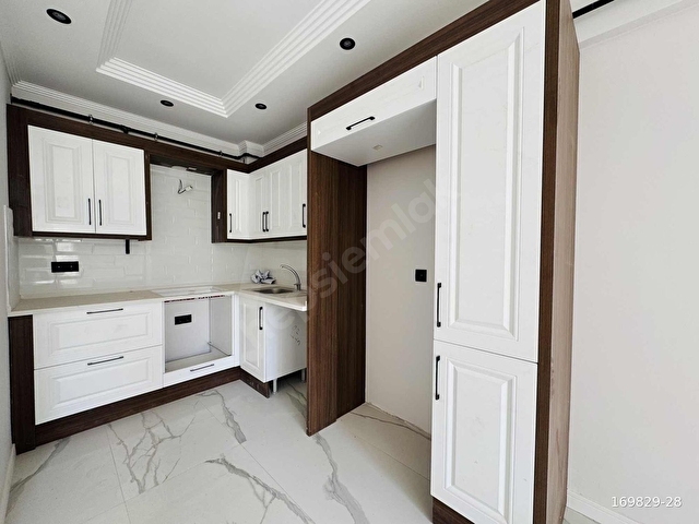 ASİL EMLAKtan MURADİYE MAHsinde 2+1 SIFIR DAİRE