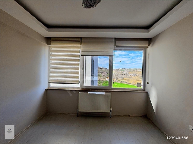 HÜRRİYET MAHALLESİNİN MUHTEŞEM KONUMUNDA LÜKS 1+1 DAİRE - Görsel 3