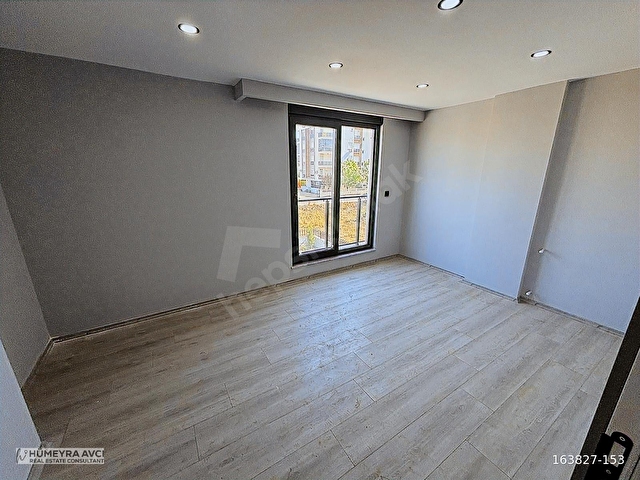 TRAMVAYA YAKIN ASANSÖRLÜ 2+1 SIFIR İSKANLI SATILIK DAİRE