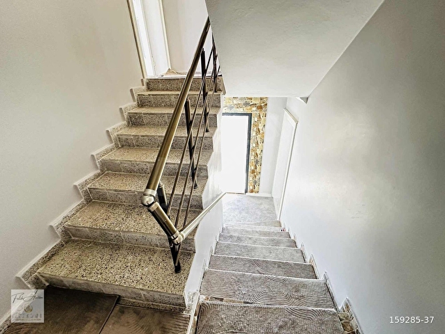 YAZIBAĞINDA SATILIK FULL EŞYALI VİLLA - Görsel 28