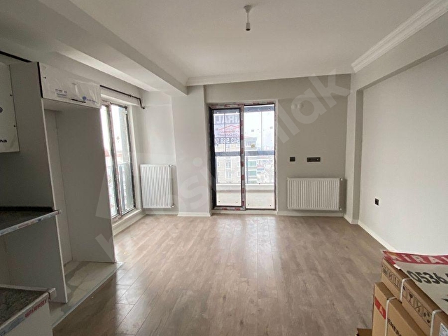 ATAKUM YENİMAHALLE DE LÜKS EŞYASIZ 1+1 DAİRE - Görsel 7