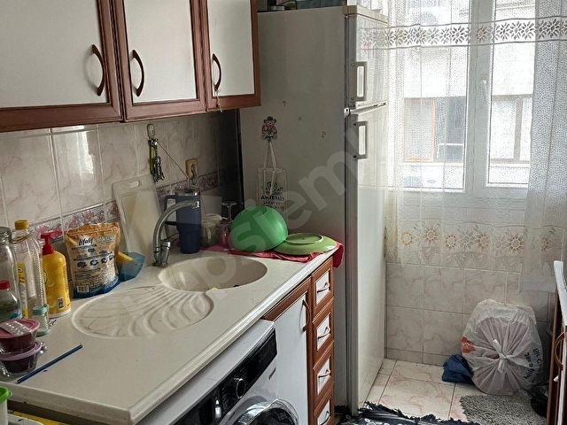 Aksoyda İzbana sahile yakın MOBİLYALI ,2+1,Sonkat,85 M2 TEMİZ - Görsel 2