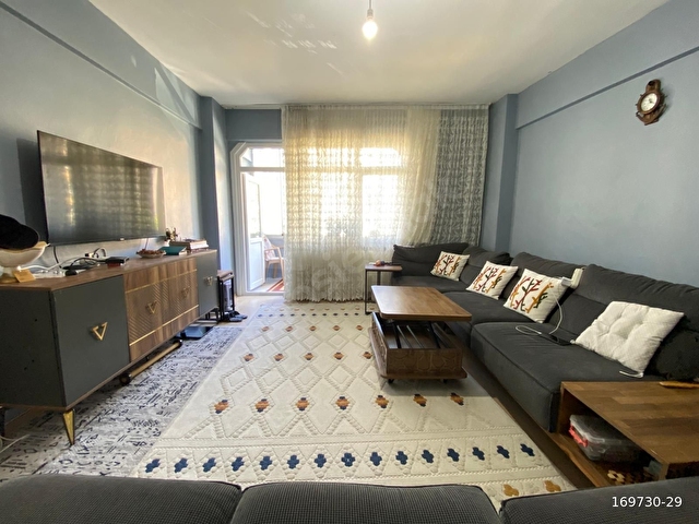 TAŞTANDAN NİNEHATUN MAHALLESİNDE ÖNÜ FULL AÇIK SATILK 3+1 DAİRE - Görsel 3
