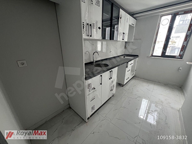ROYALMAXDAN FIRSAT SİTEDE METRO TRAMWAY YAKINI 2+1 85M² DAİRE - Görsel 10