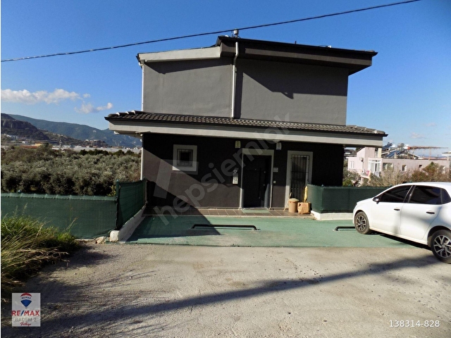 FETHİYE ÇALICAALTINDA 4+1 MUKEMMEL SATILIK VİLLA
