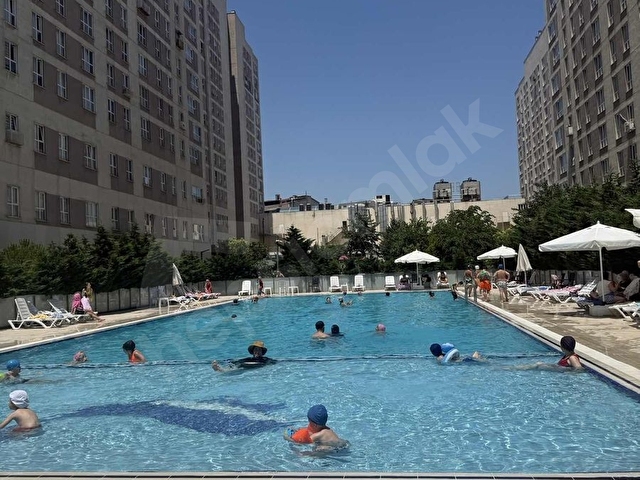 Özyurtlar Nmerkez sitesi de Eşyalı 1+1 - Görsel 18