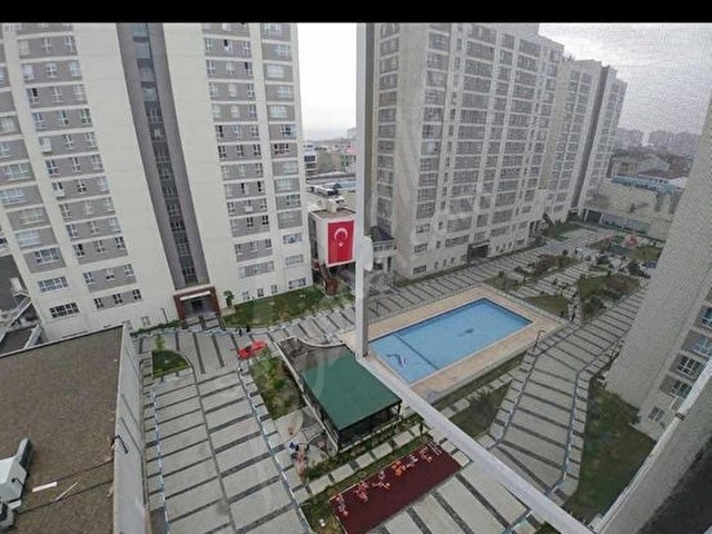 Özyurtlar Nmerkez sitesi de Eşyalı 1+1 - Görsel 2