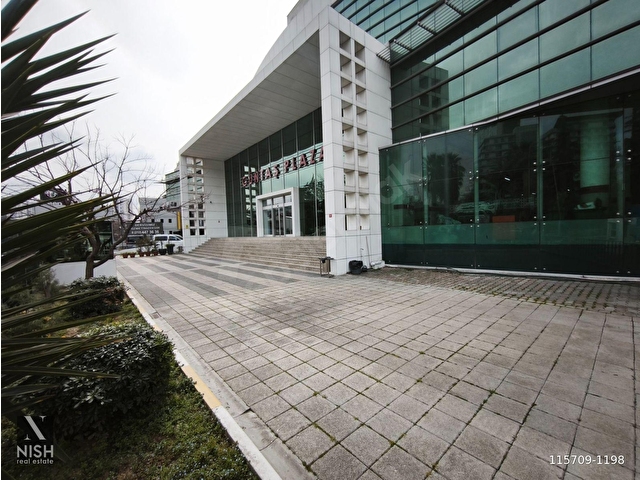 Basın Ekspres Üzerinde Prestijli Plazada 1000 M2 Kiralık Depo - Görsel 15
