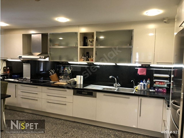 Gayrettepede satılık emsalsiz 8+2 tripleks 250m2 daire - Görsel 13