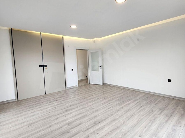 VARSAK AYANOĞLU MH.SİNDE SİTE İÇNDE 2+1 SATILIK DAİRE - Görsel 5