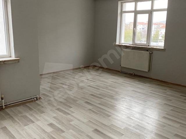 KÜÇÜKDEVECİ EMLAKTAN KİRALIK DAİRE