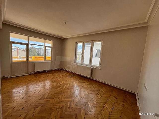 CANCANDAN KOŞU YOLU CEPHELİ 3+1 SATILIK DAİRE - Görsel 7