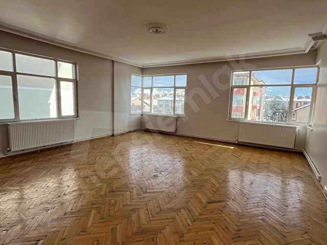 CANCANDAN KOŞU YOLU CEPHELİ 3+1 SATILIK DAİRE - Görsel 23