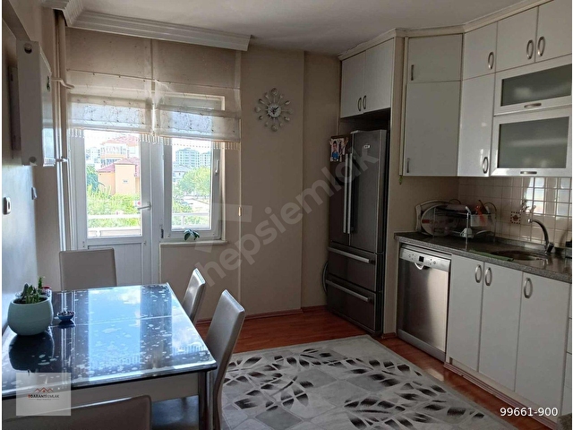 Uşak,Fatih mah.Ova cad.kiralık ebeveyn Banyolu 3+1 160m2 - Görsel 6