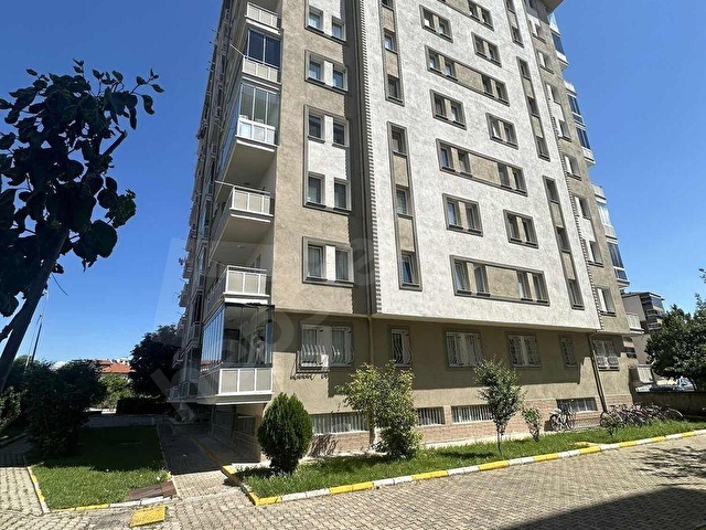 Uşak,Fatih mah.Ova cad.kiralık ebeveyn Banyolu 3+1 160m2 - Görsel 7