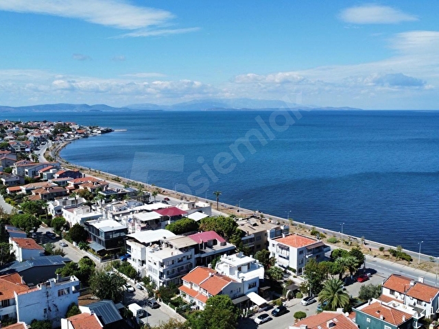 Narlıdere Limanreisde Muhteşem Rustik Mobilyalı Eşyalı villa - Görsel 3